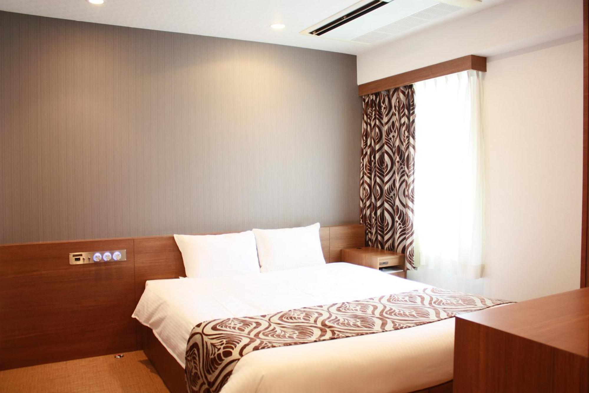 Hotel Vr Oszaka Kültér fotó
